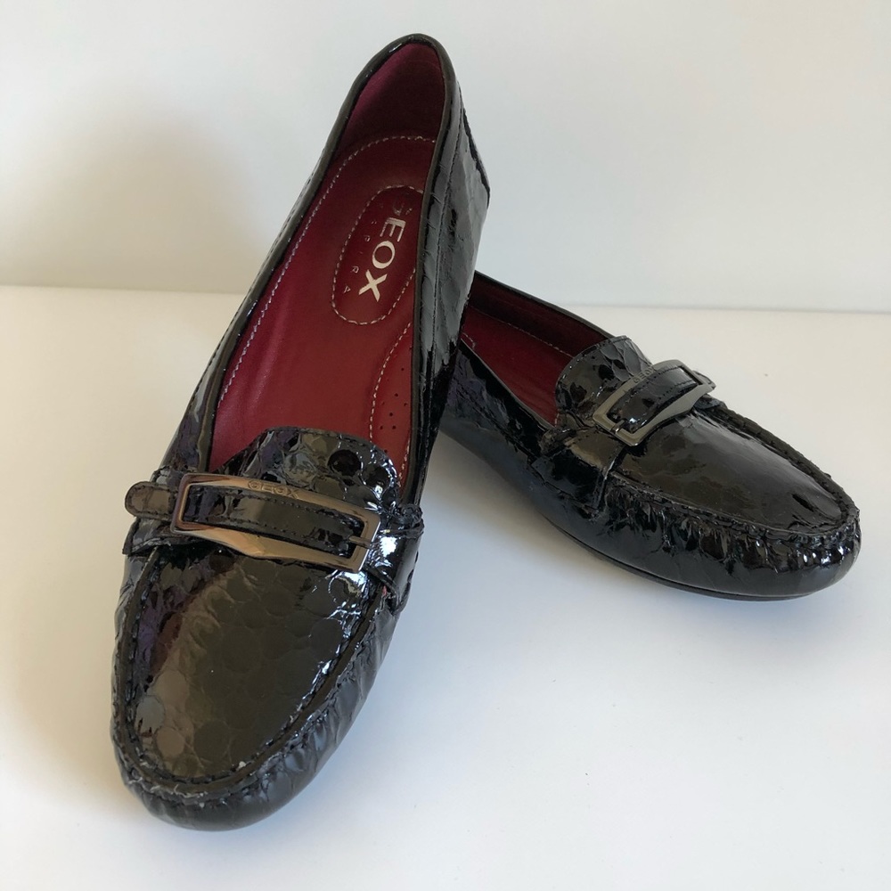 GEOX Black Patent Snake Leather Driving Loafer